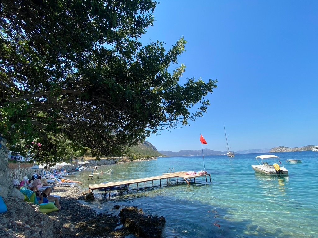 Mavi Akvaryum Otel-泳池