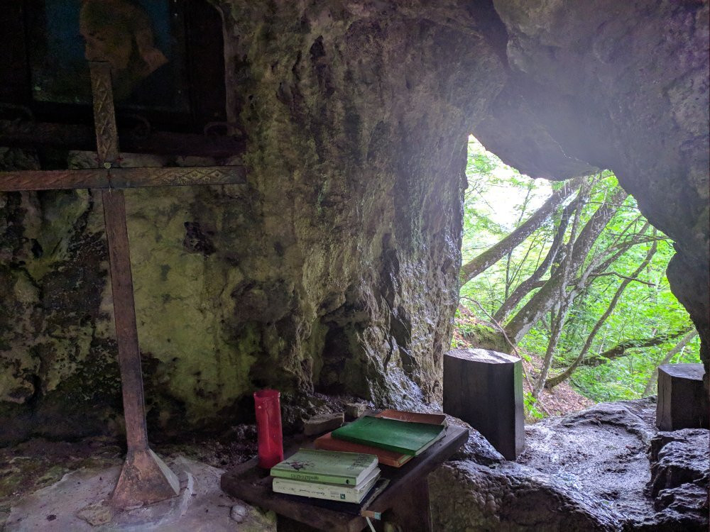 Grotta del Romito-Marradi必去景点