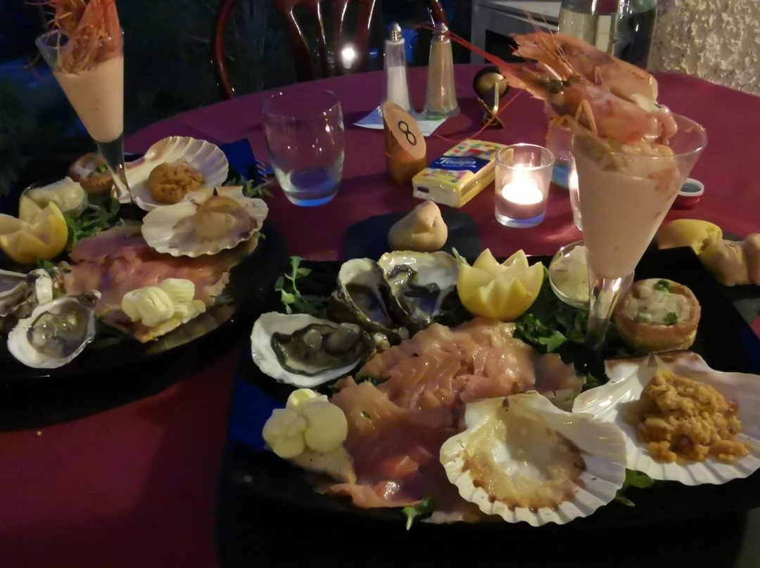 拉歌宾酒店主图