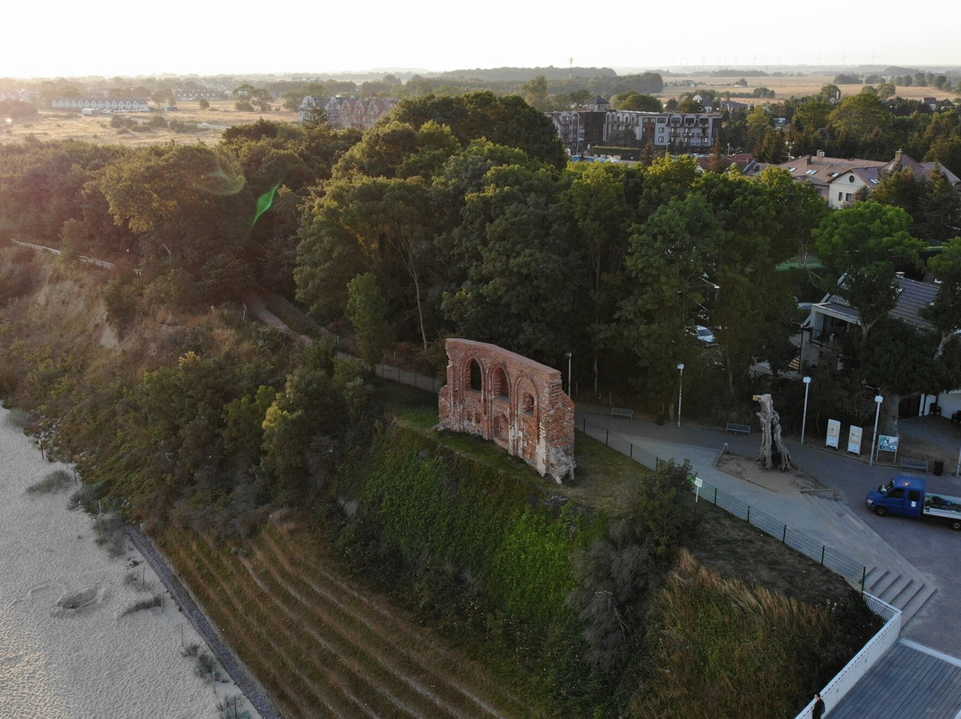 Ruiny Kosciola w Trzesaczu景点图片