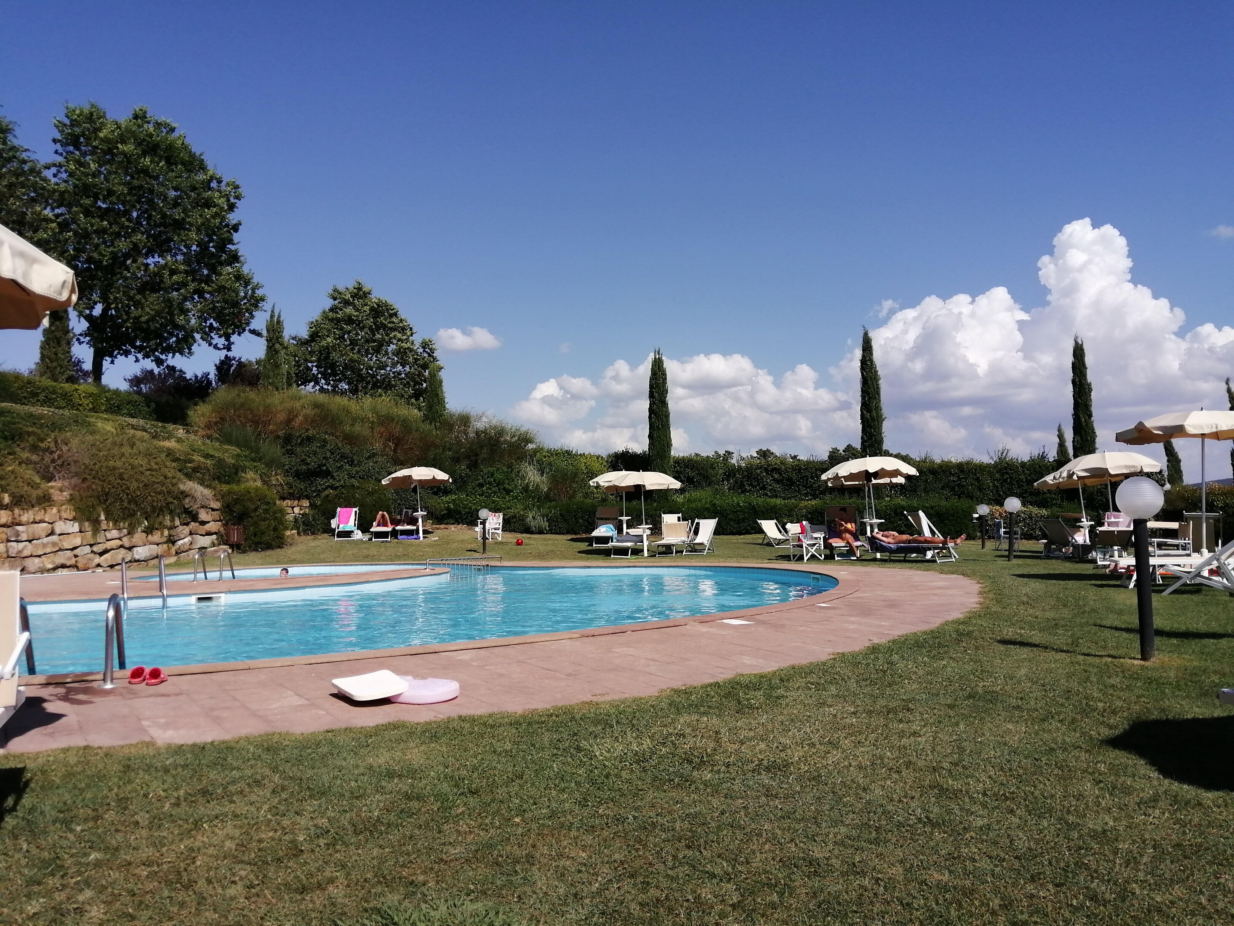Tenuta Quadrifoglio-泳池