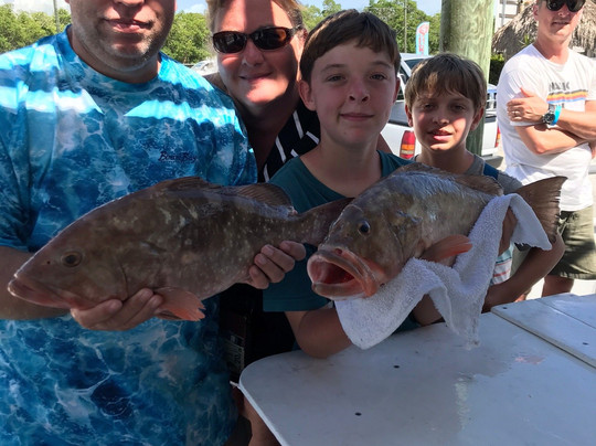 Capt. Tony's Fishing Adventures-迈尔斯堡海滩必去景点