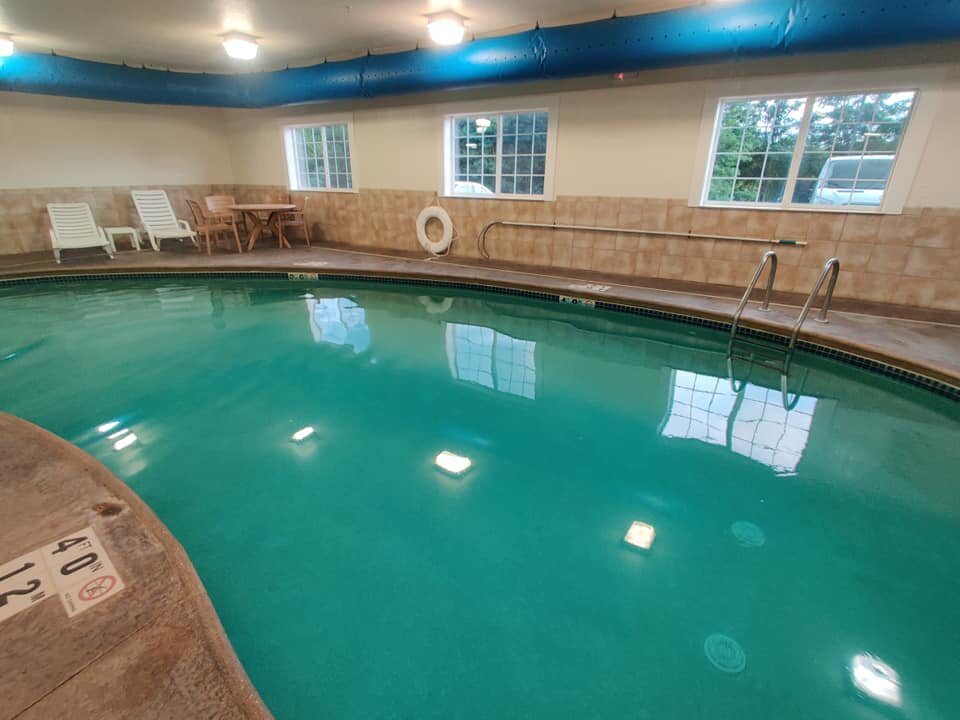 Irish Cottage Inn & Suites主图