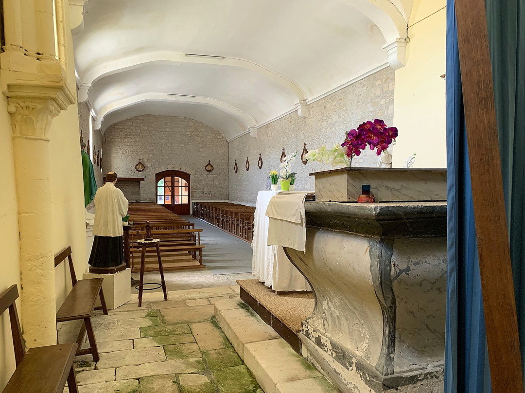 Église Saint-vivien (faye-sur-ardin)-Ardin必去景点