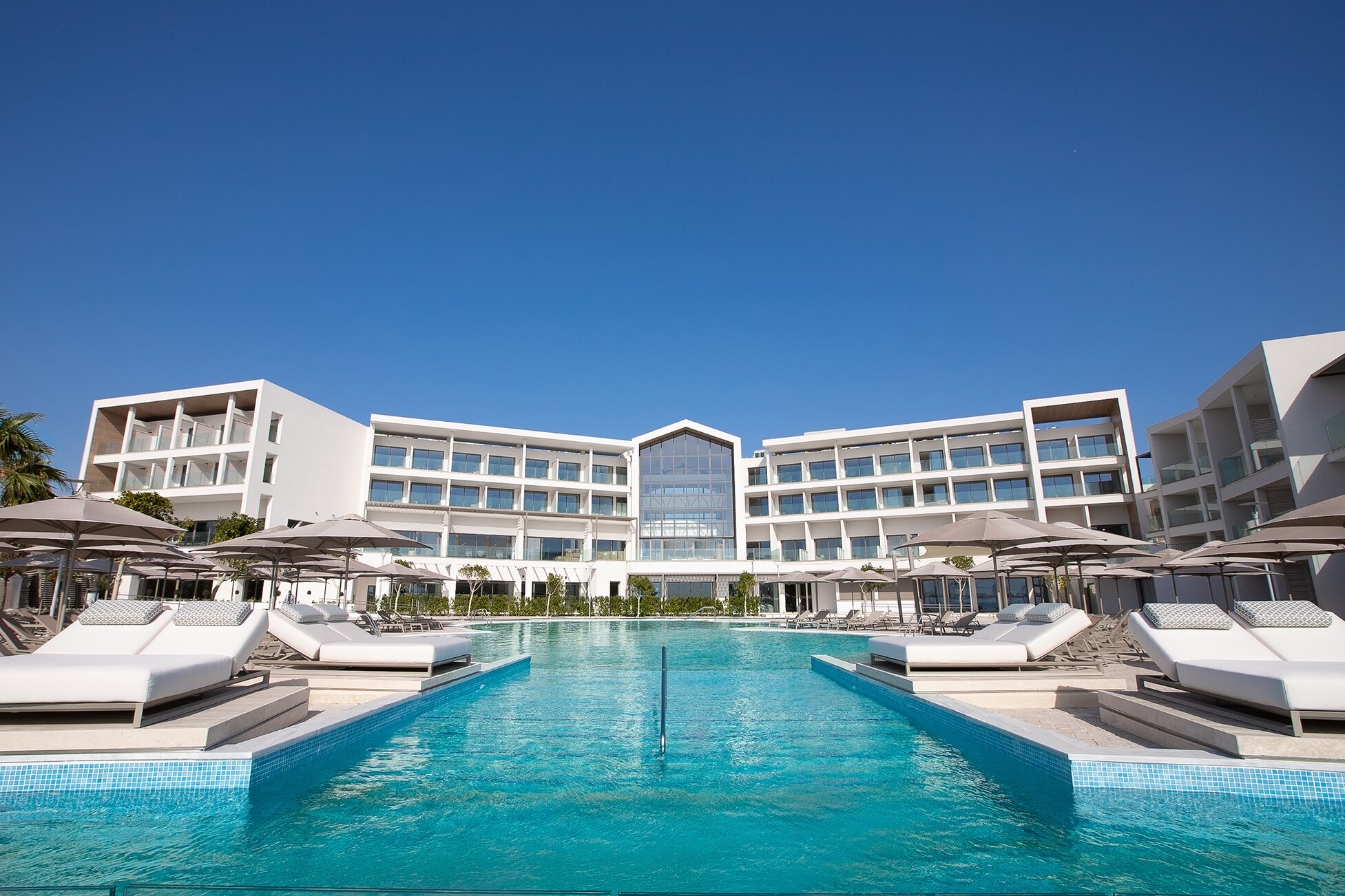Mare Paphos-泳池