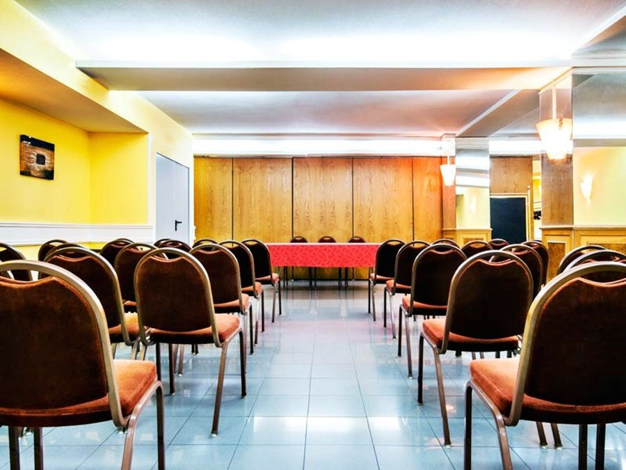 阿尔卡里雅酒店主图