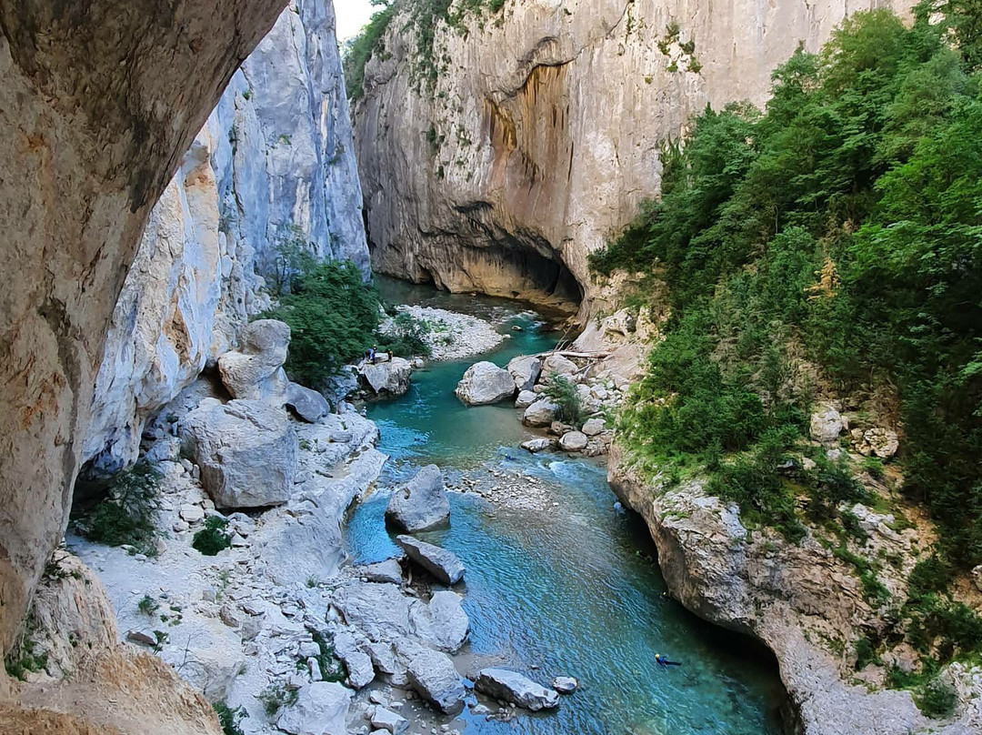 Haute Provence Outdoor-卡斯特亚纳必去景点