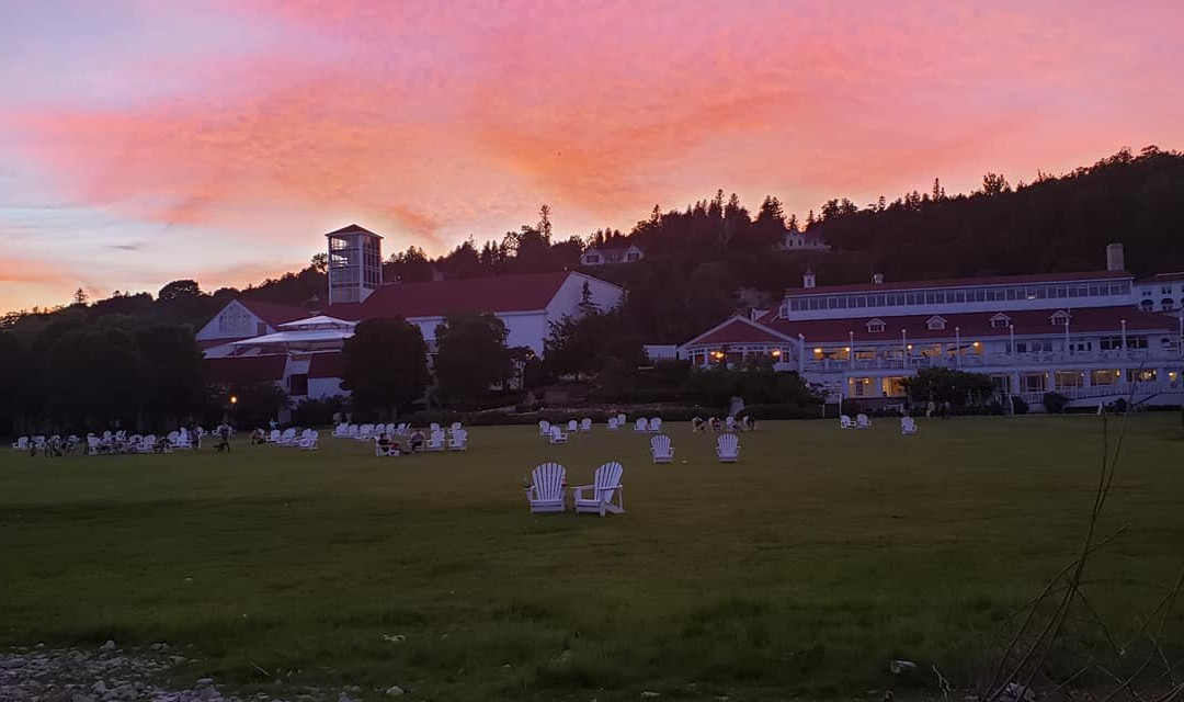 米逊点度假酒店主图