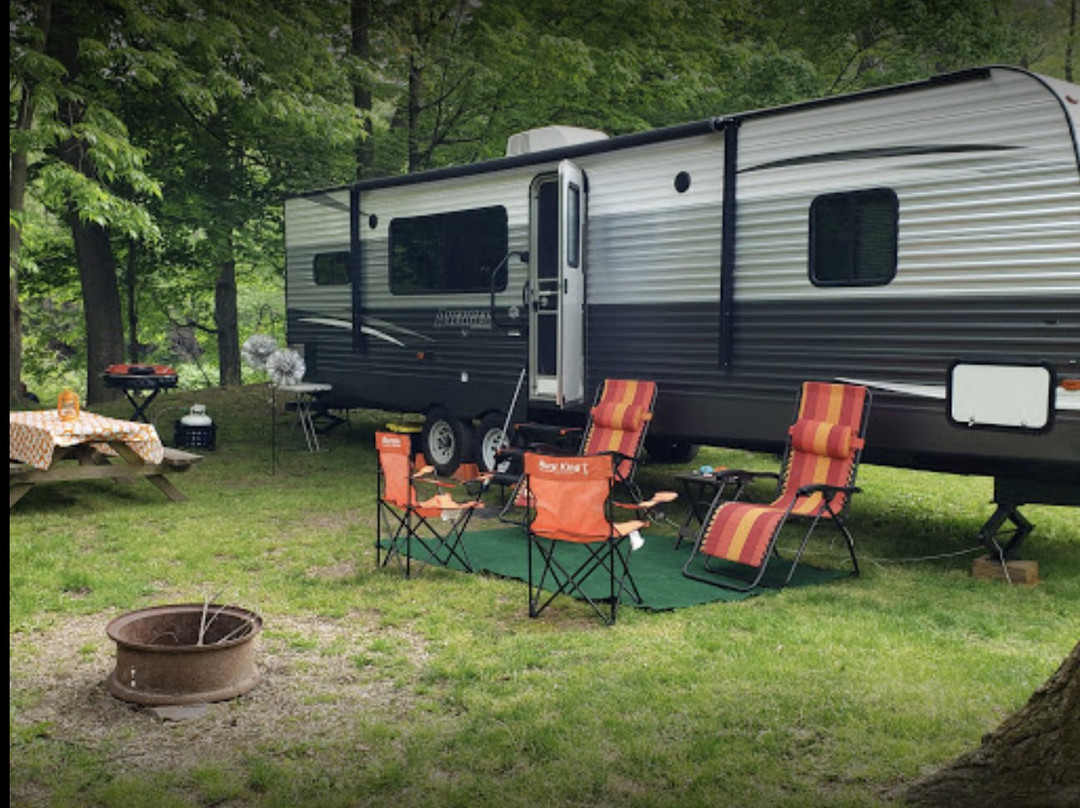 Rustic Creek Family Campground