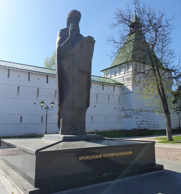 Monument to Sergius of Radonezh-谢尔吉耶夫镇必去景点