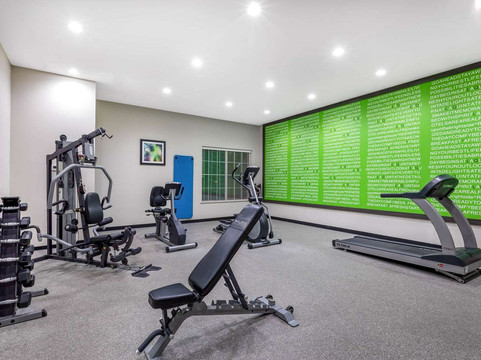 舒适套房酒店主图