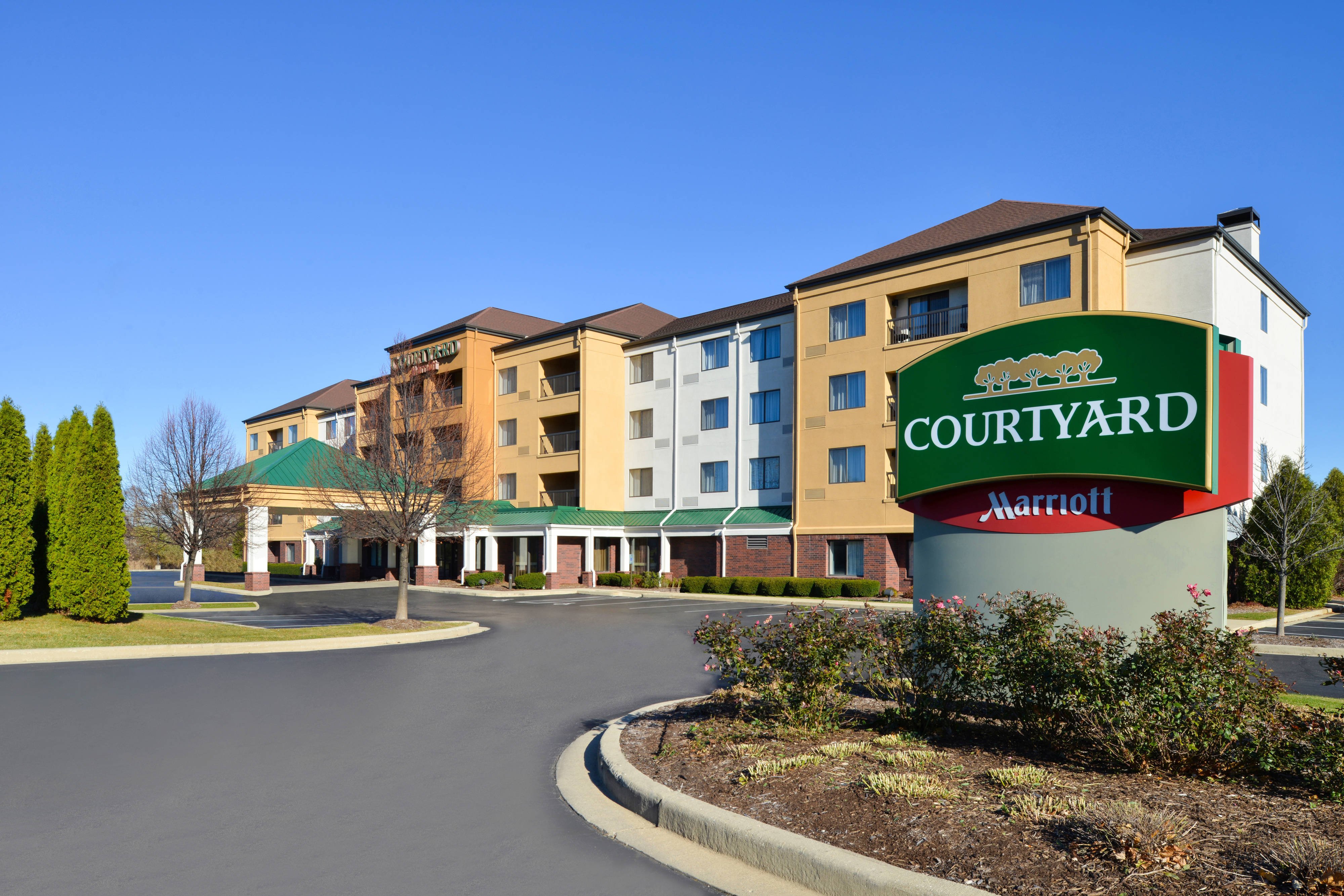 Courtyard Milwaukee North/Brown Deer-官方