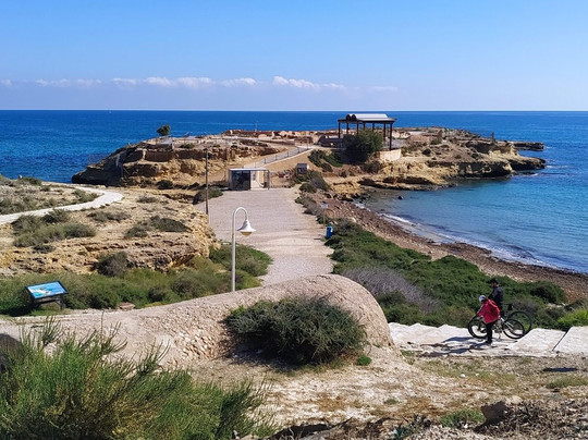 Yacimiento Arqueologico La Illeta dels Banyets-坎佩略必去景点