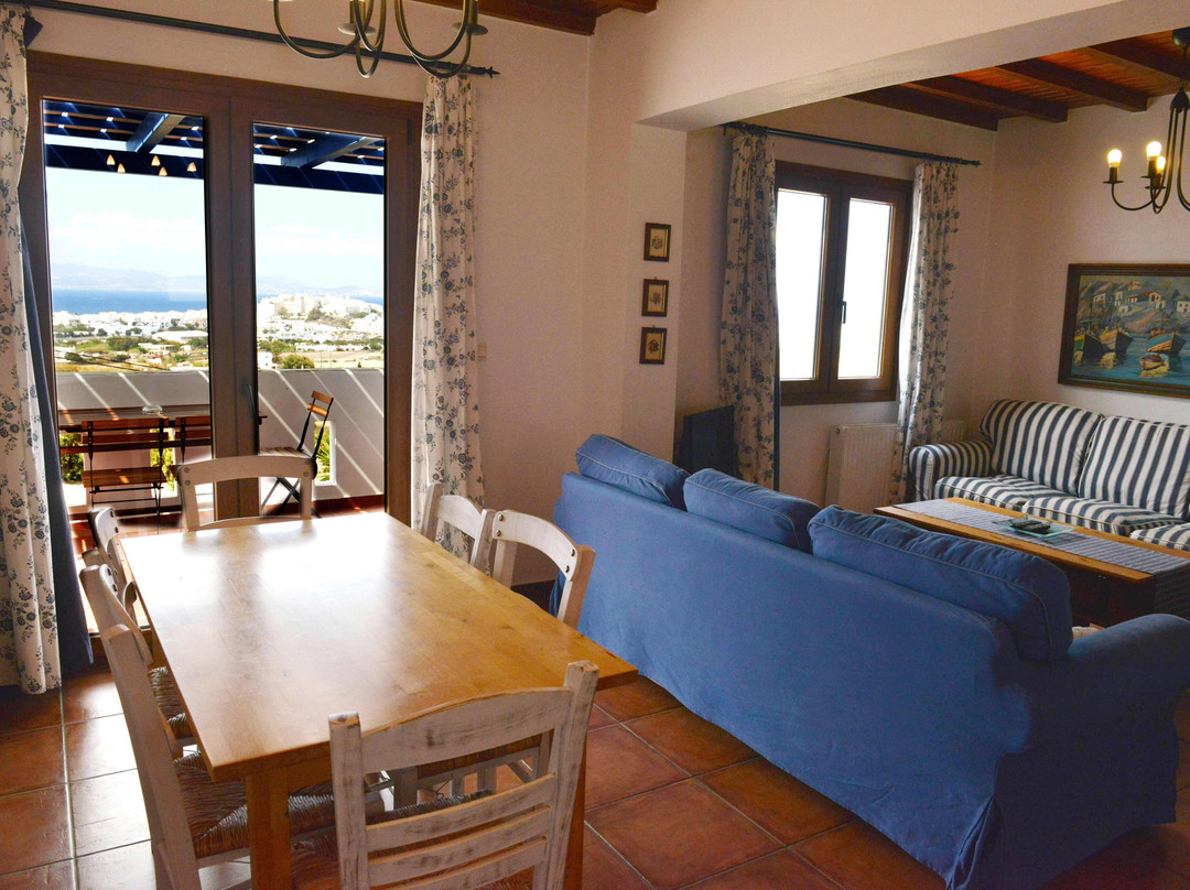 Paradisia Villas主图