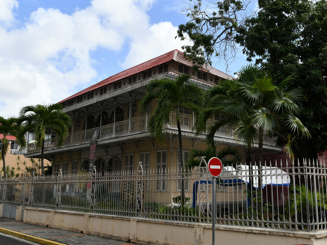 Musée Saint-John Perse-Pointe-a-Pitre必去景点