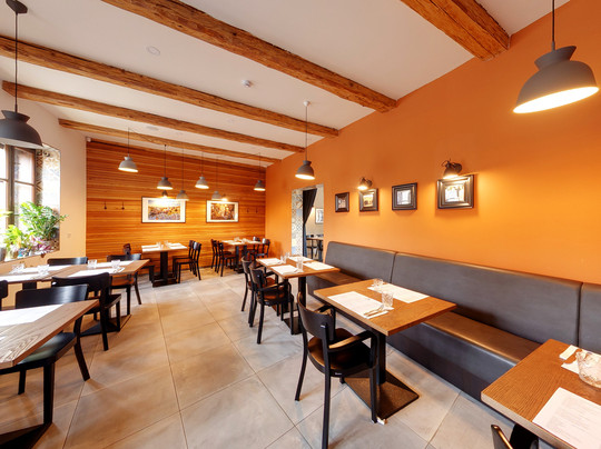 Skvorec旅游攻略图片