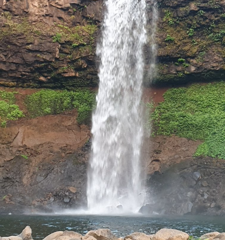 Tad E Tu Waterfall-百细必去景点