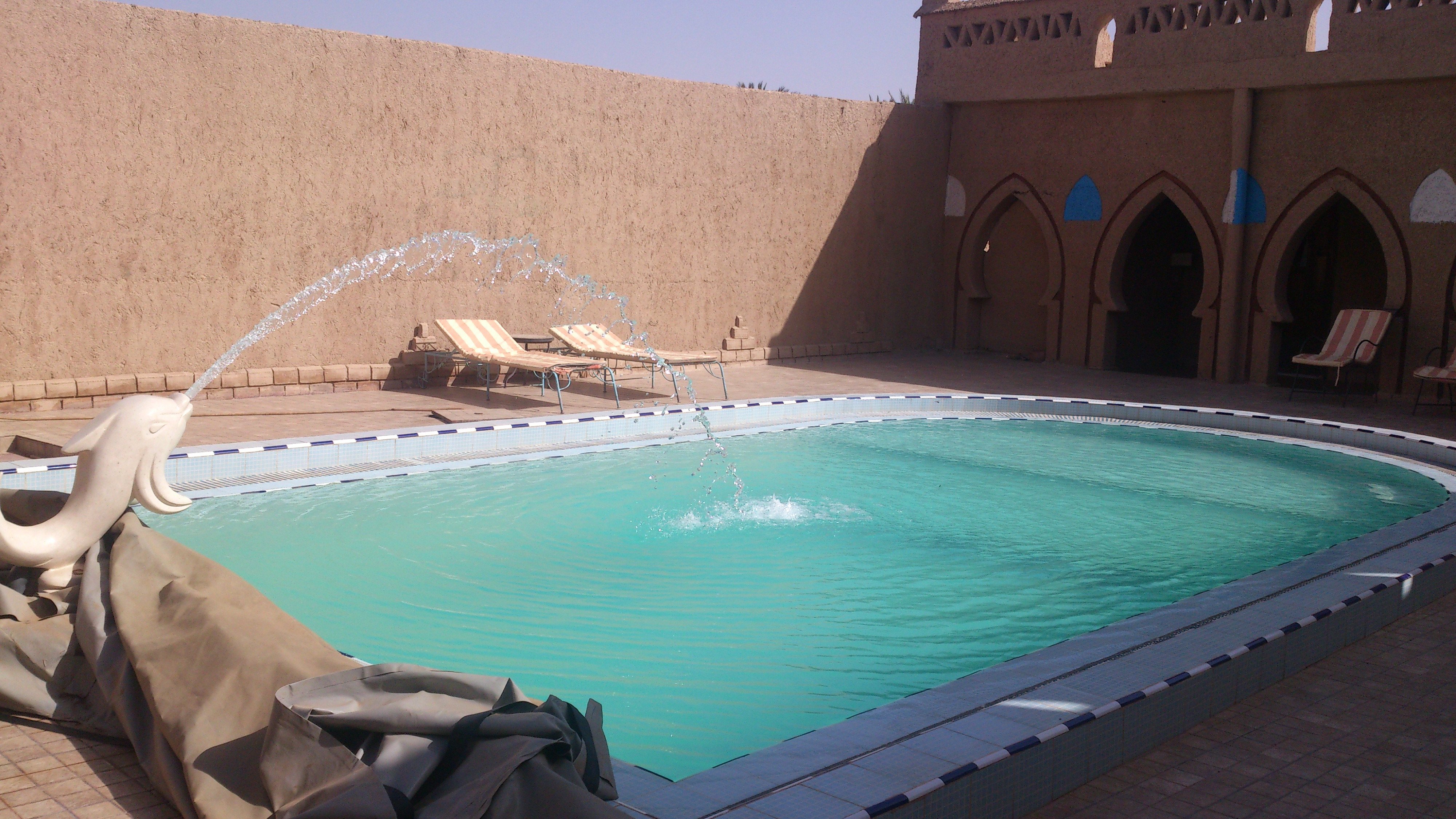 Auberge  Sahara-泳池