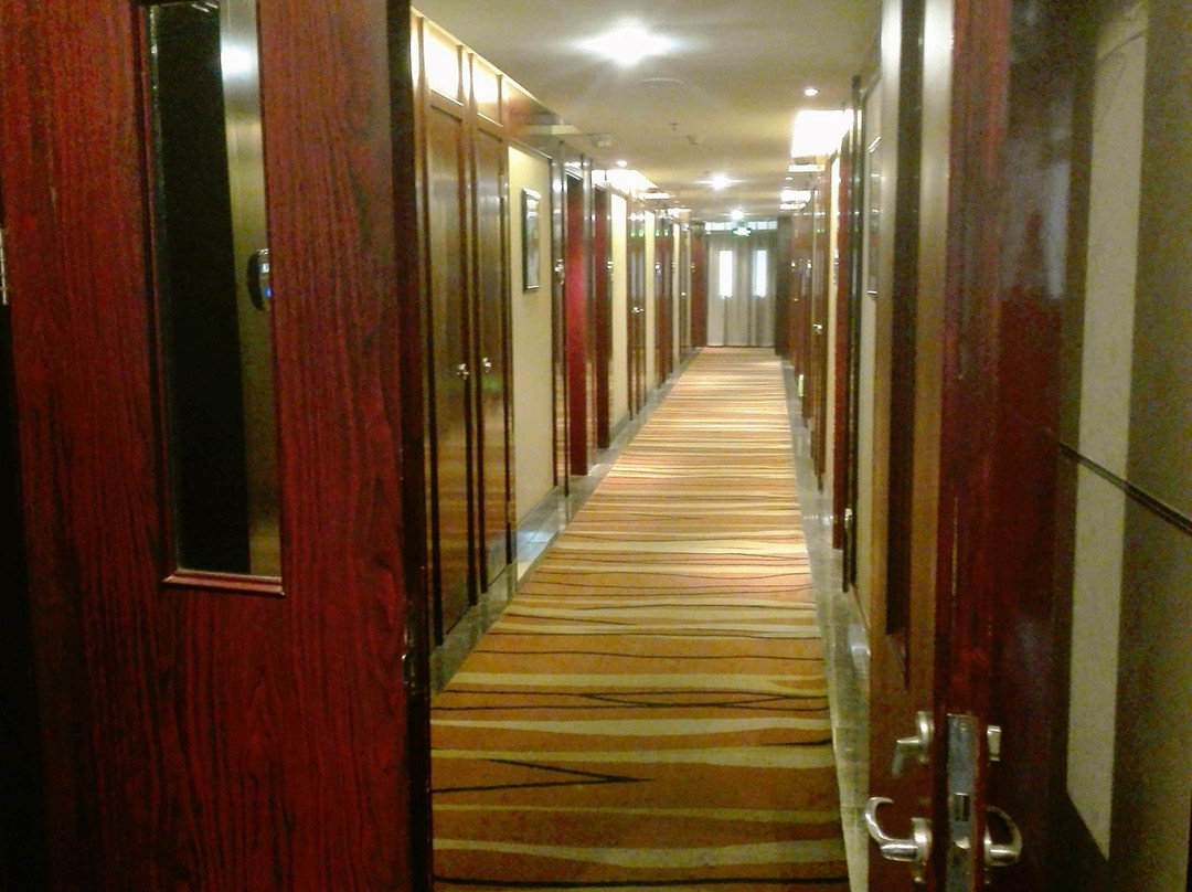 兰州瑞达精品商务酒店迎宾店主图