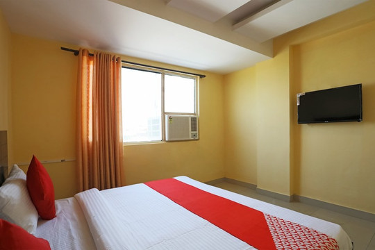 OYO 48576 M3m Paradise主图