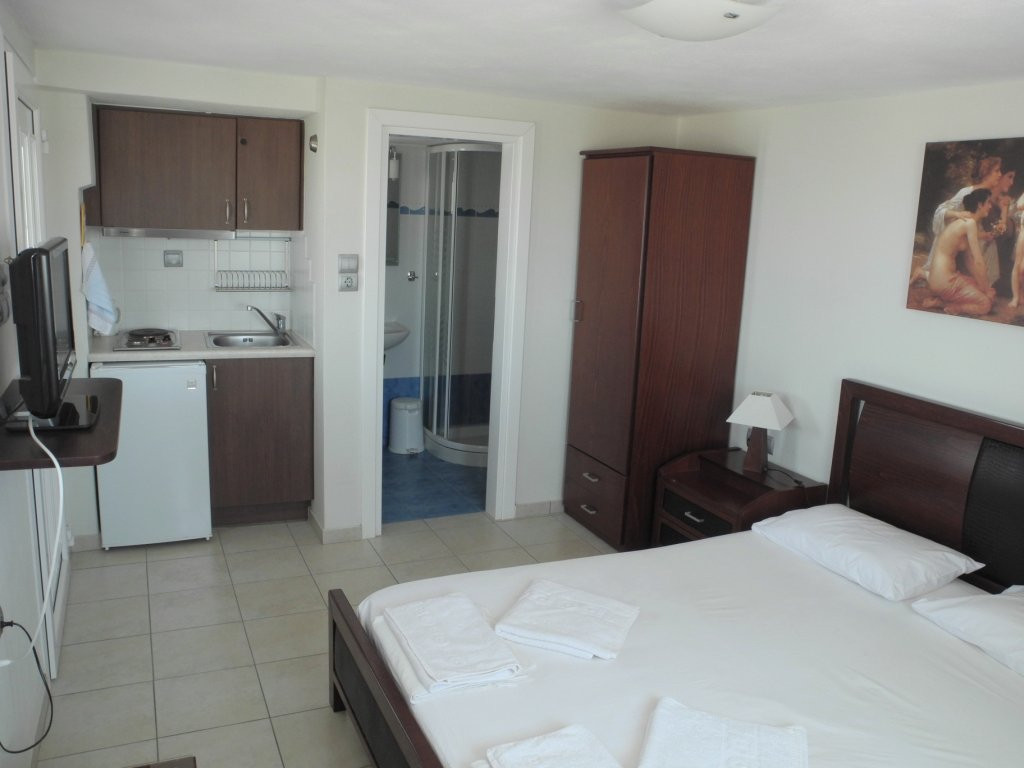 Eurostudios Naxos主图