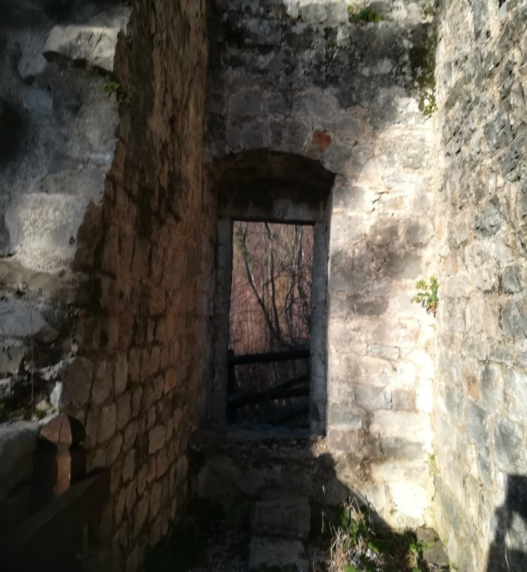 Castello Di Cergneu景点图片