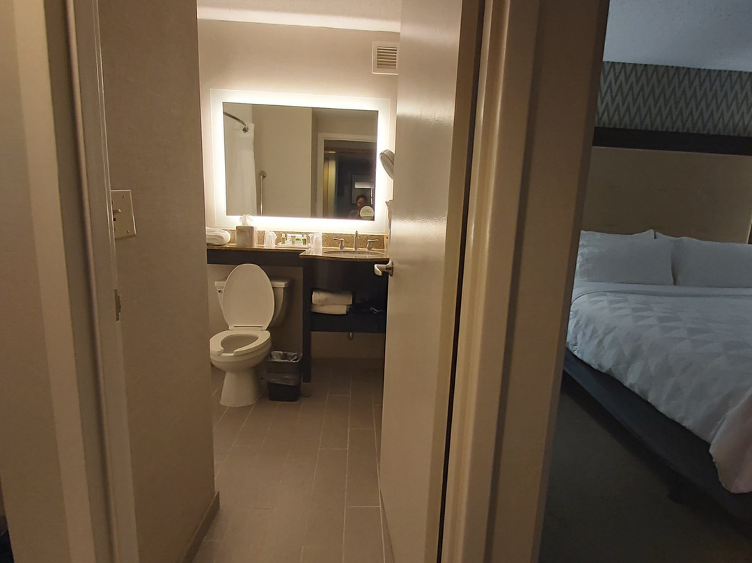 Holiday Inn & Suites Parsippany Fairfield By IHG主图