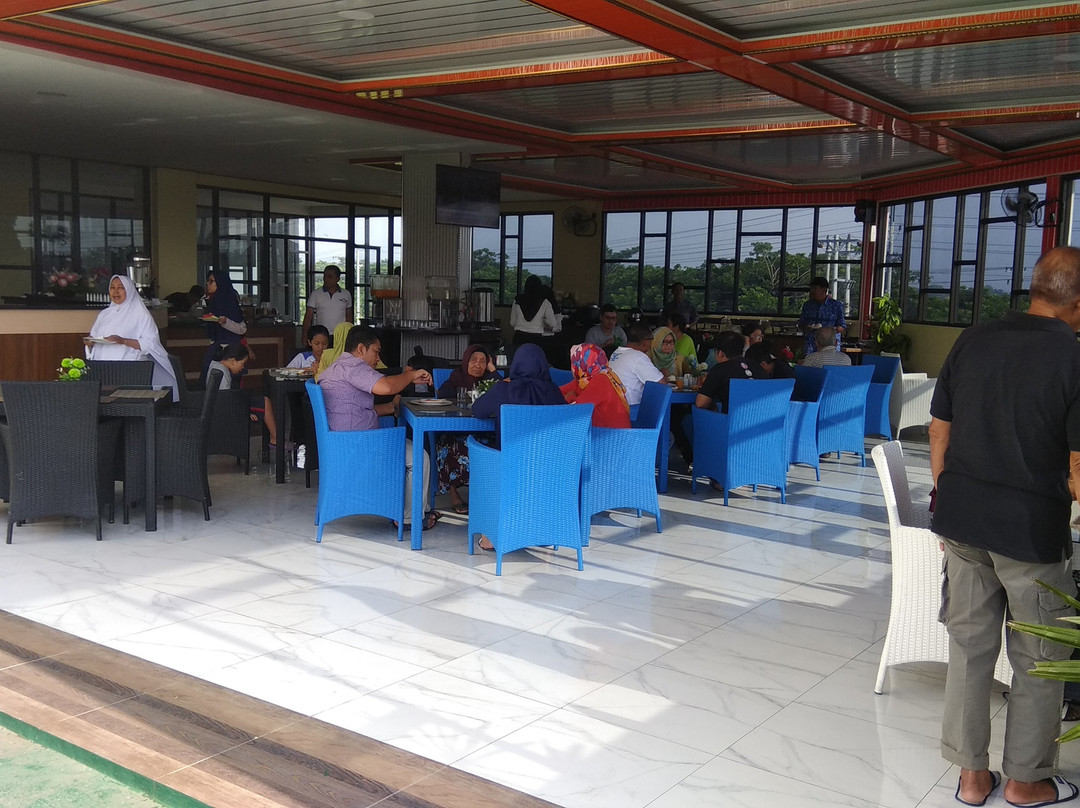 Hotel Kyriad Grand Master Purwodadi主图