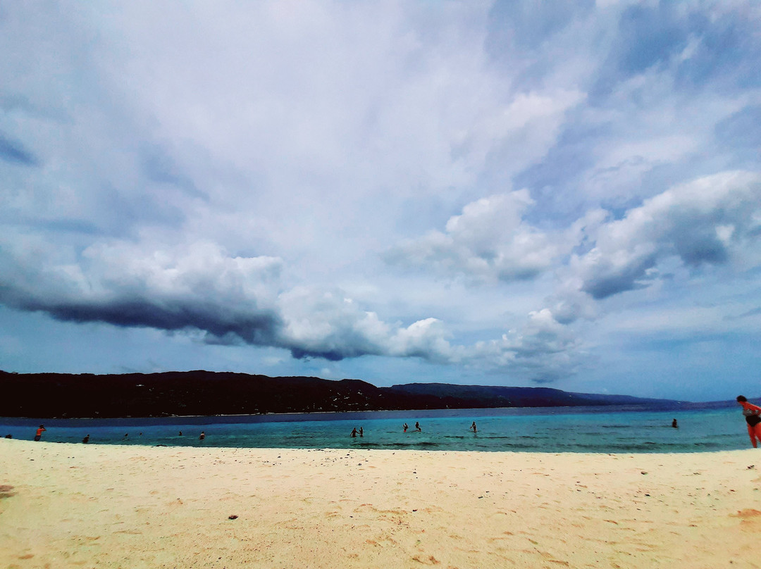 苏米龙蓝水岛度假村主图