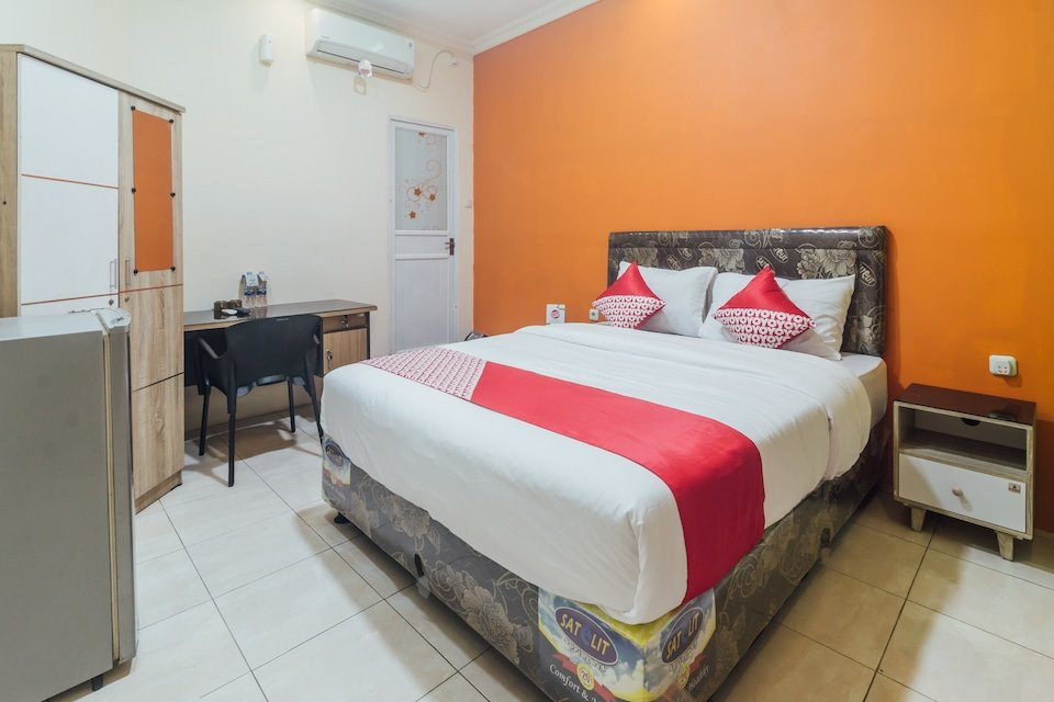 2010萨特里亚旅馆主图