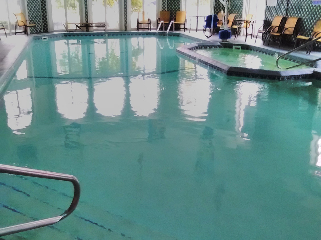 Hamilton Inn Select Beachfront Mackinaw City主图