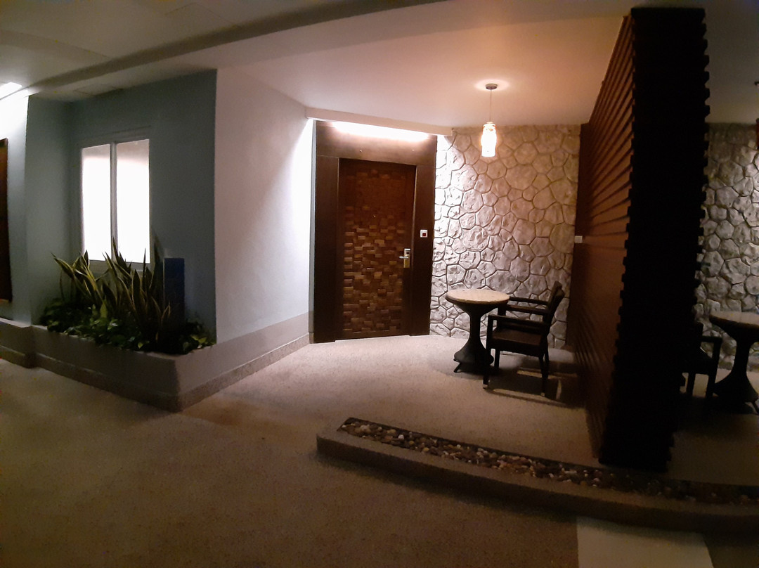 布里斯酒店主图