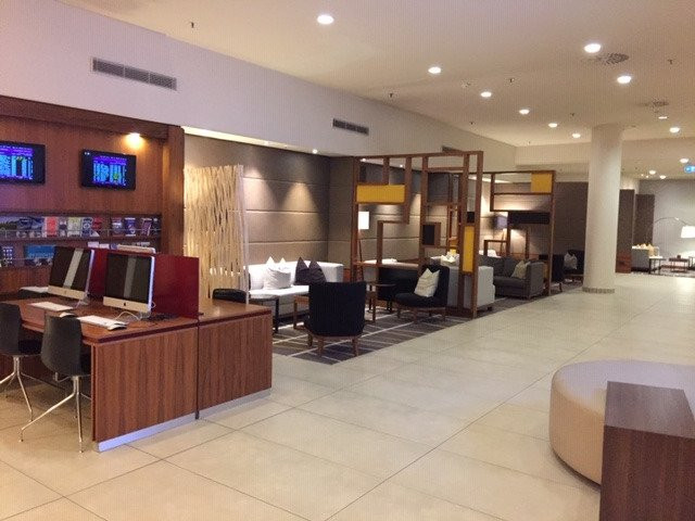 慕尼黑机场万豪酒店主图