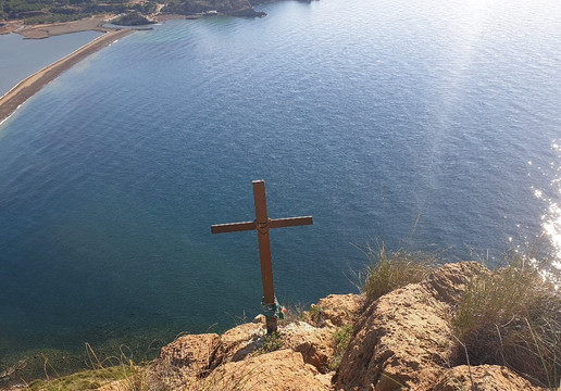 La Cruz del Rosario-Portman必去景点