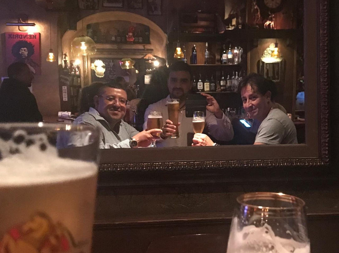 Melon Live Music Club-大特尔诺沃必去景点