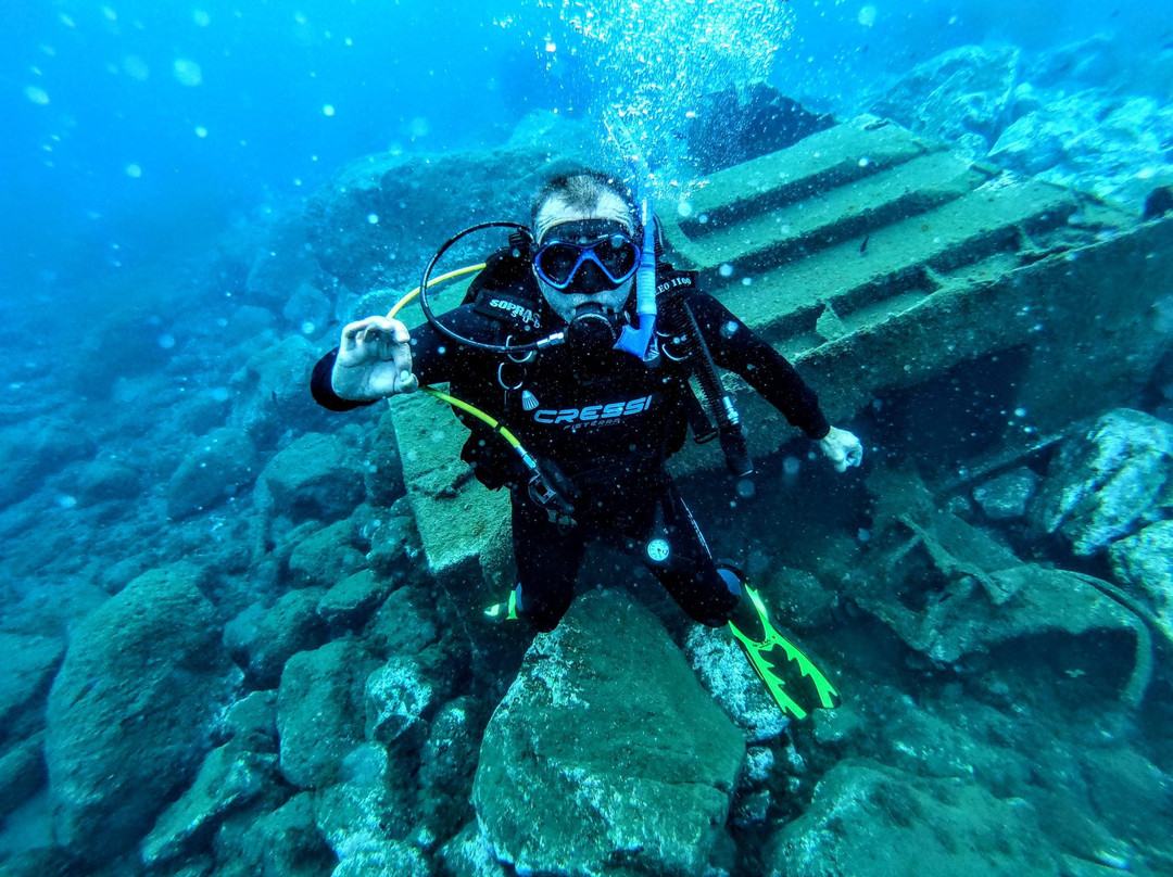 Scorpio Madeira Diving Center-卡尼卡尔必去景点