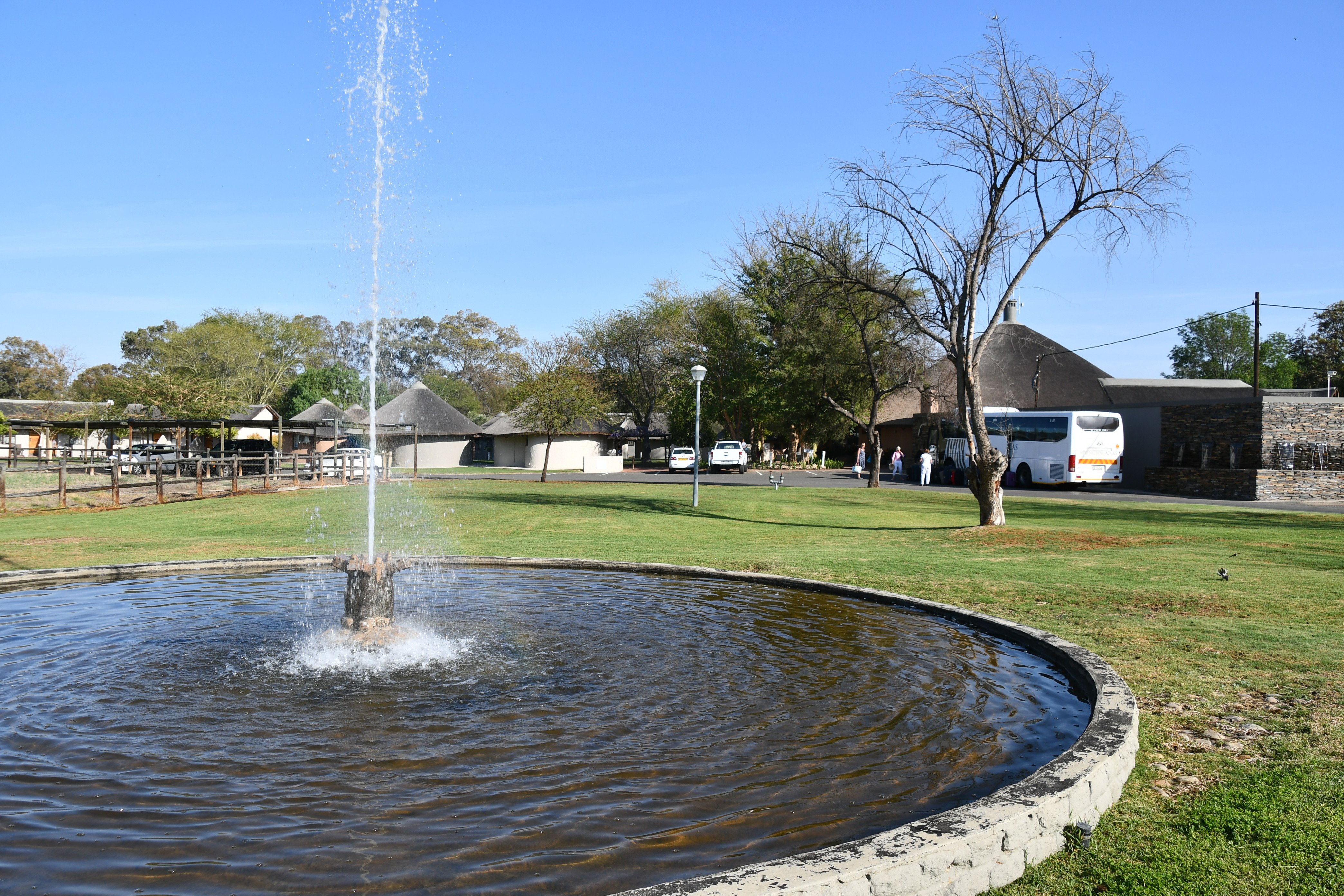 Protea Hotel Oudtshoorn Riempie Estate-浴室