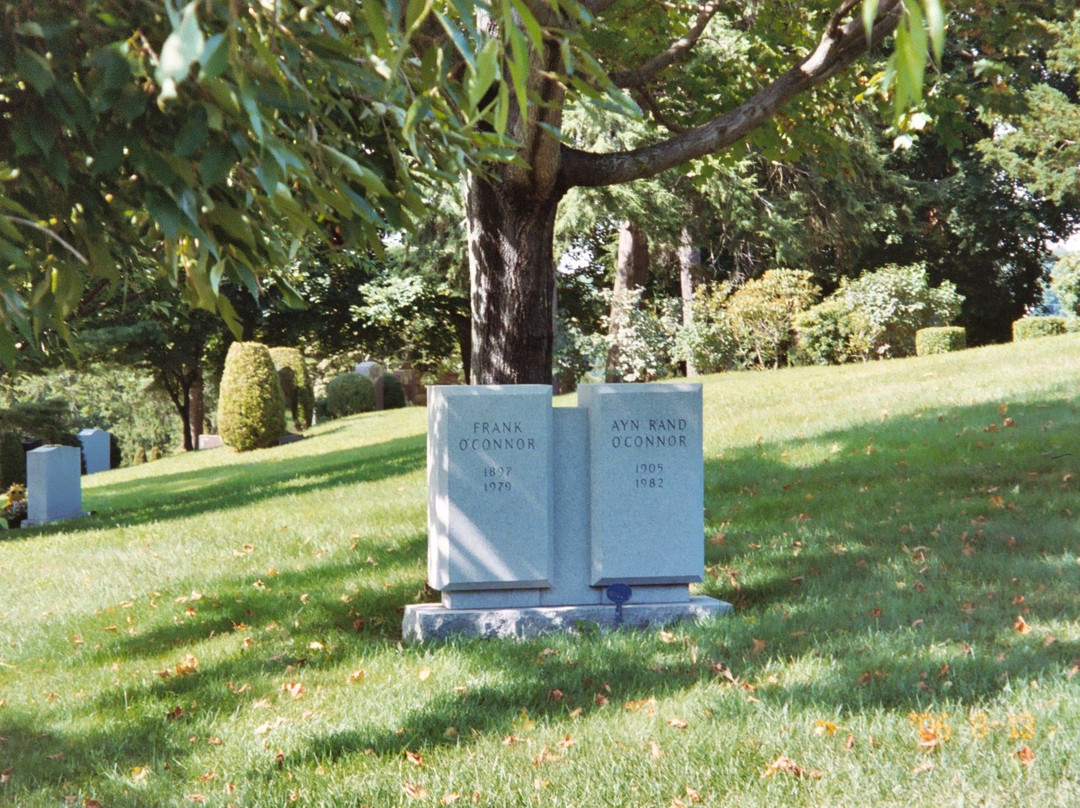 Kensico Cemetery景点图片