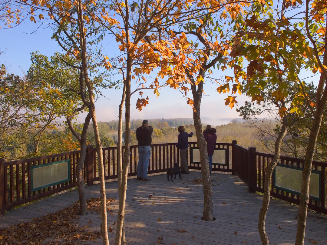 Chamois旅游景点-Clark's Hill/Norton State Historic Site