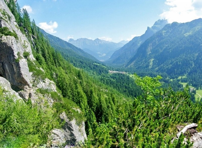 Cascata Orrido Val Di Gares景点图片