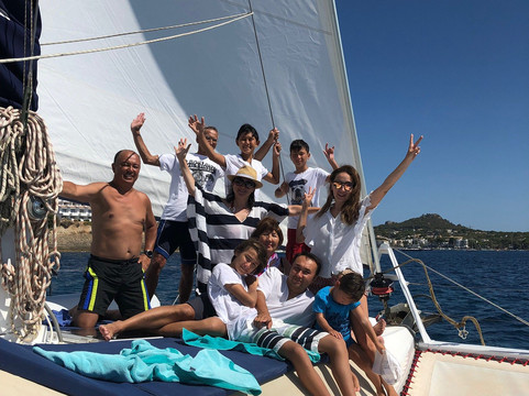 Sailing Graceful Days Catamaran Charter-圣庞沙必去景点