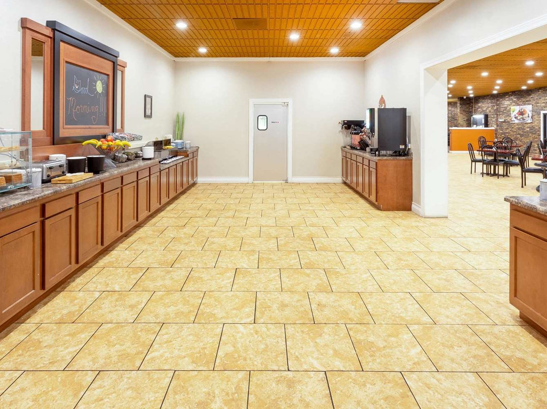 AmericInn by Wyndham Janesville主图