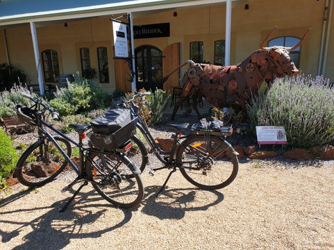 Rolf Binder-塔努达必去景点