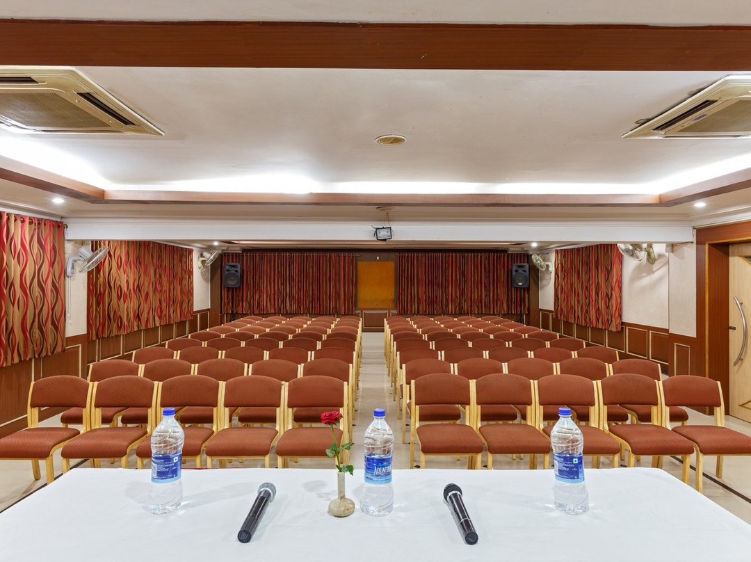 Woodland Hotel主图