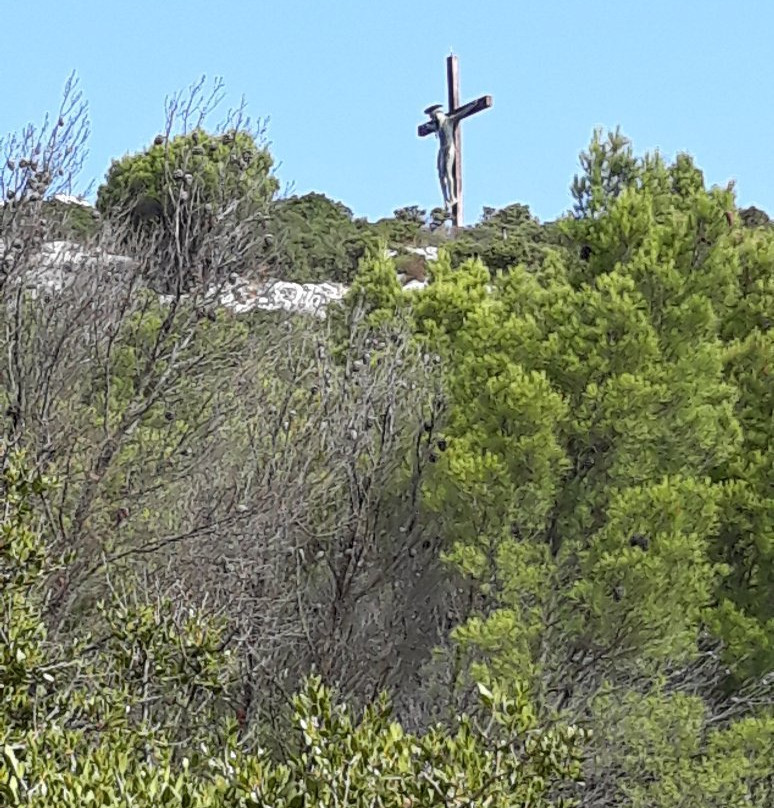 Statua Bronzea del Cristo-Galtelli必去景点