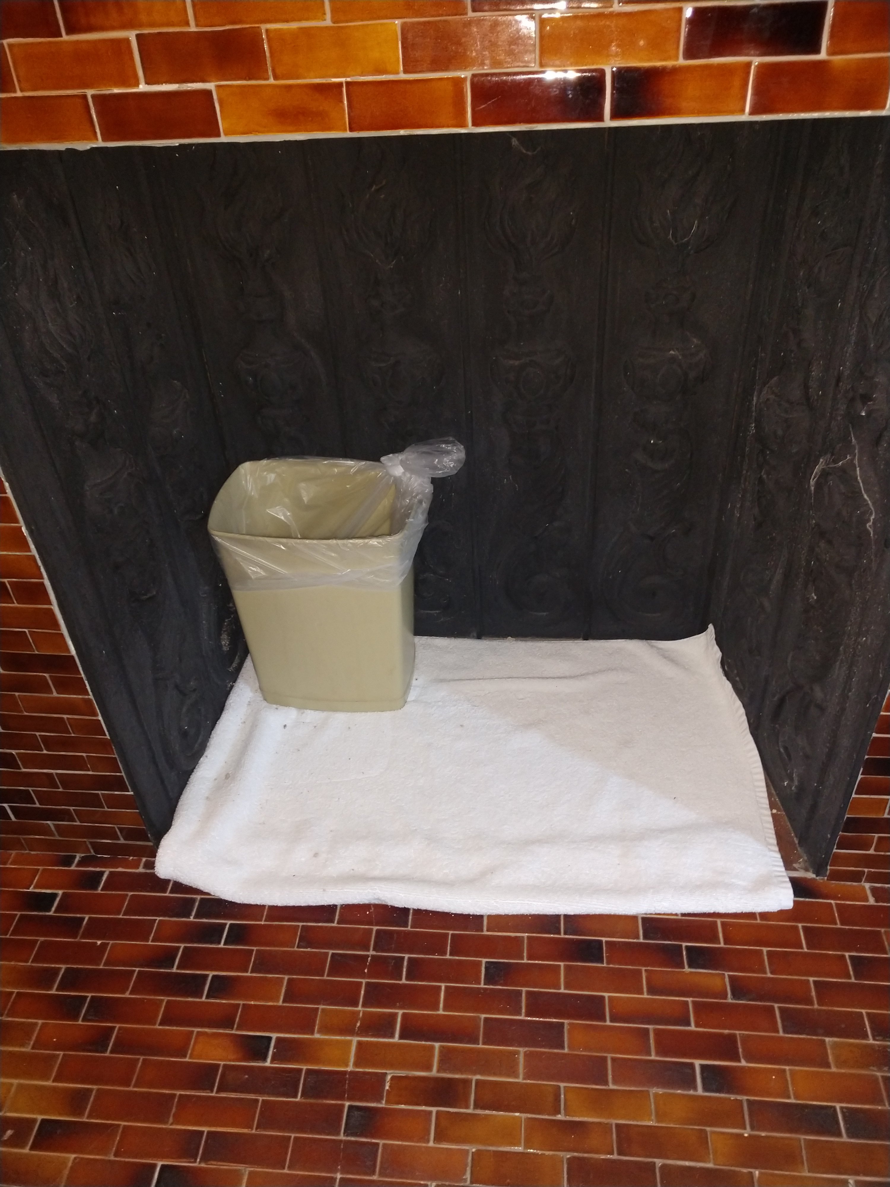 Graceland Inn & Restaurant-portrait