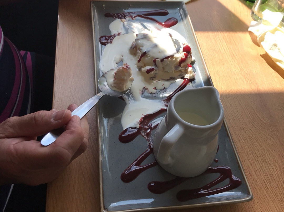 The Lamb & Flag Inn主图