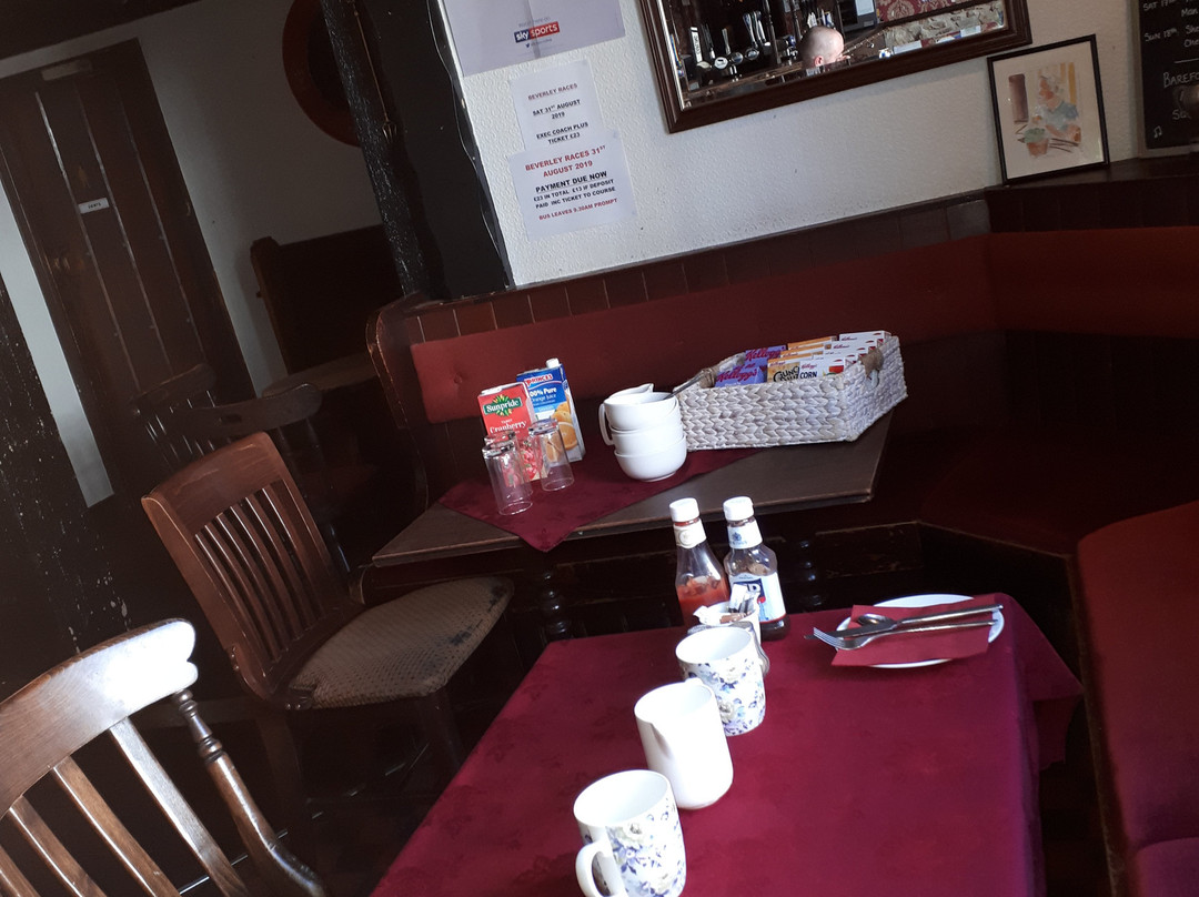 Queen In The West主图