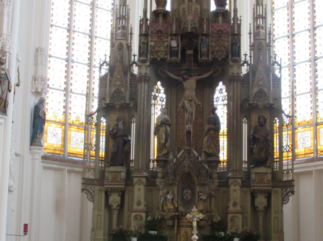 Stadtpfarrkirche Steyr-施泰尔必去景点