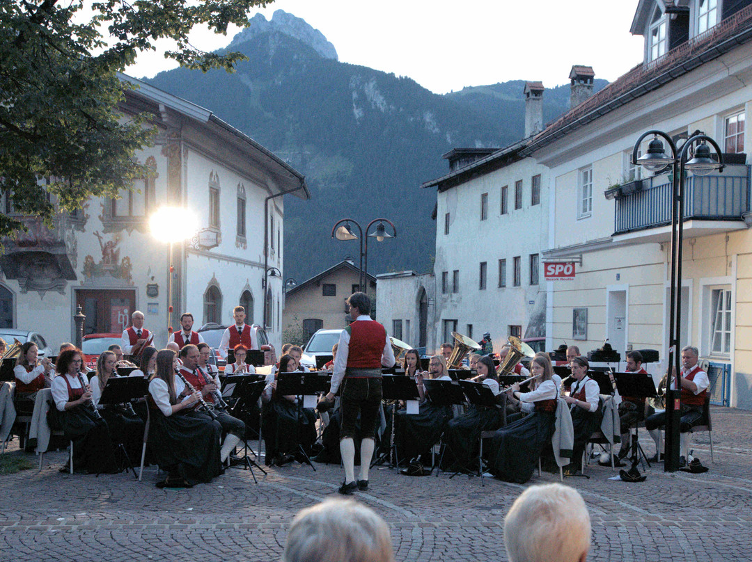 苏姆莫伦酒店主图